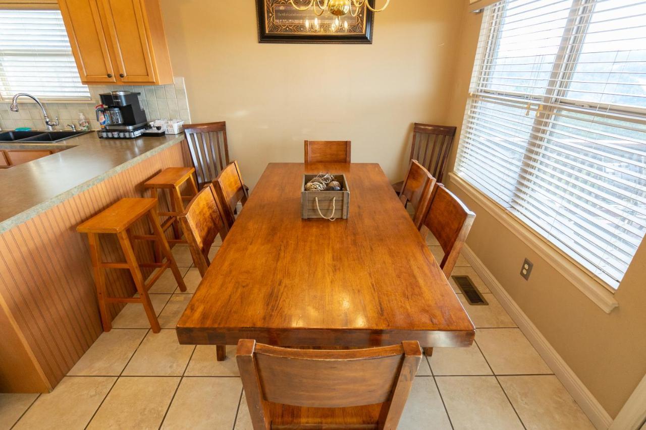 4Br Walk-In - Foosball Table - Hot Tub - Fire Pit - Free Tickets Included - Dv166 Бренсън Екстериор снимка