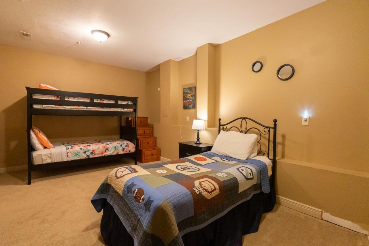 4Br Walk-In - Foosball Table - Hot Tub - Fire Pit - Free Tickets Included - Dv166 Бренсън Екстериор снимка