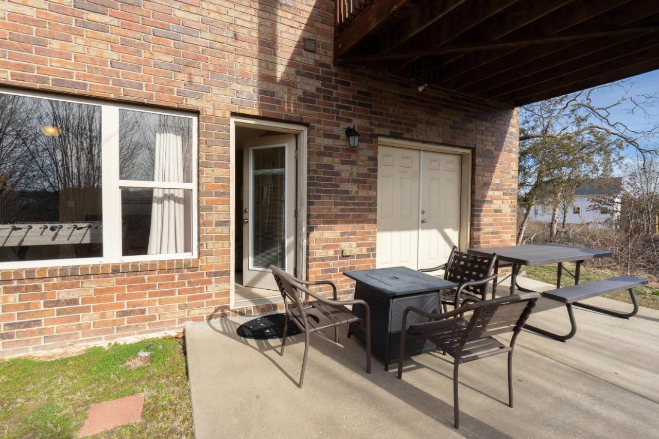 4Br Walk-In - Foosball Table - Hot Tub - Fire Pit - Free Tickets Included - Dv166 Бренсън Екстериор снимка
