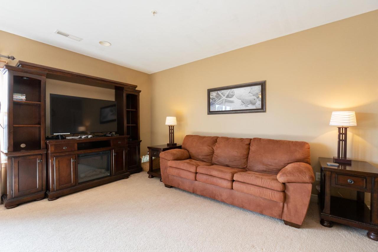 4Br Walk-In - Foosball Table - Hot Tub - Fire Pit - Free Tickets Included - Dv166 Бренсън Екстериор снимка