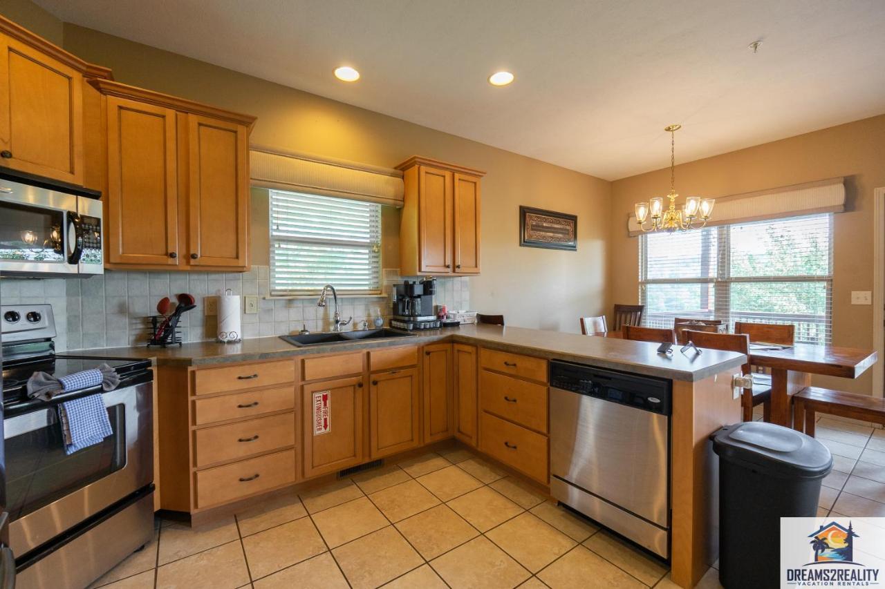 4Br Walk-In - Foosball Table - Hot Tub - Fire Pit - Free Tickets Included - Dv166 Бренсън Екстериор снимка